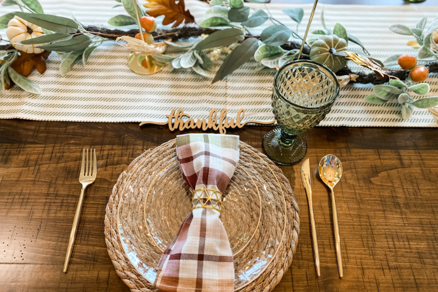 thanksgiving table setting idea