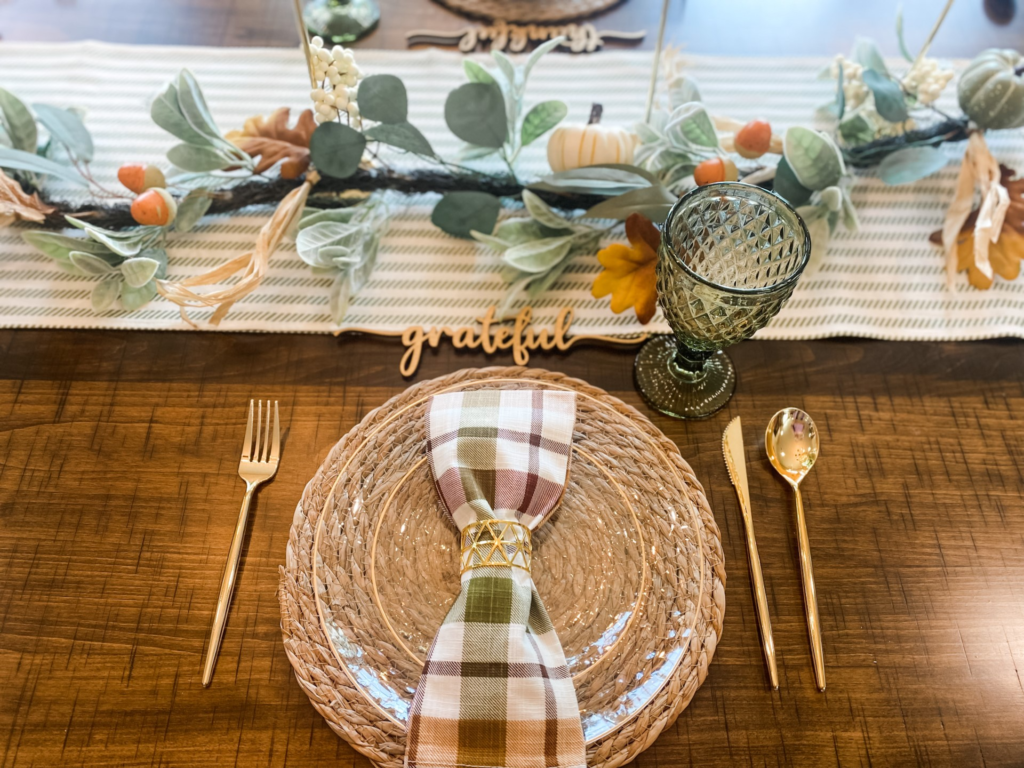 thanksgiving table setting with paper plates